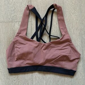 EUC free to be serene bra henna/black size 4 lululemon